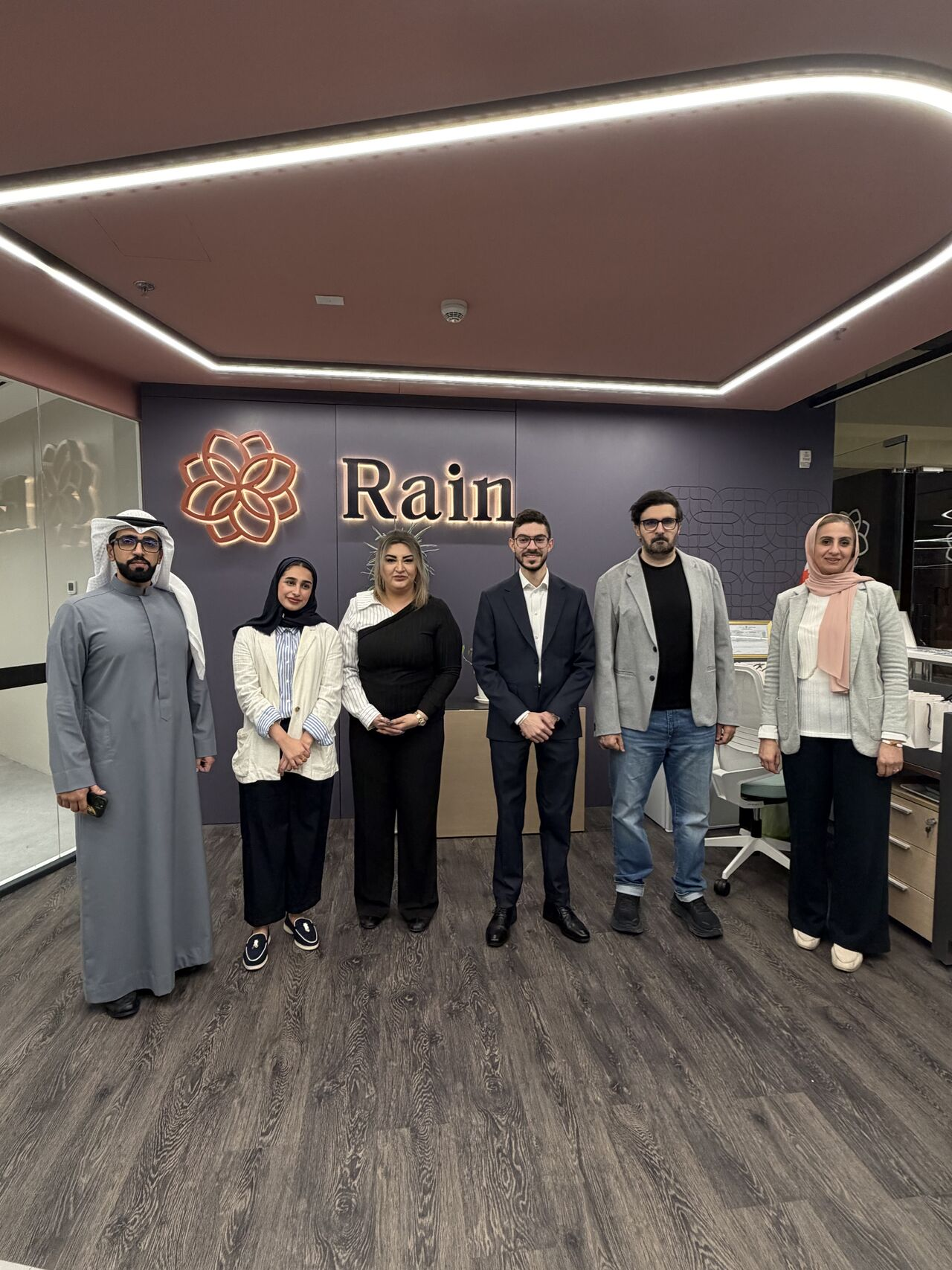 Talal Ramadhan with speakers and organisers at the women-exclusive investment session hosted by Finance by Emma and sponsored by Rain